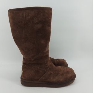 Ugg classic Tall side zipper chocolate brown size 8